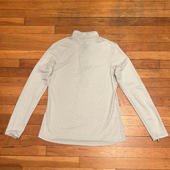 Patagonia Capilene 2 Quarter Zip Pullover in Oatmeal, size Large - Picture 10 of 10